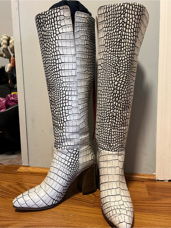 Freebird by Steven Shoes - Freebird by Steven White and Black Croc-Embossed Knee-High Heeled Boots